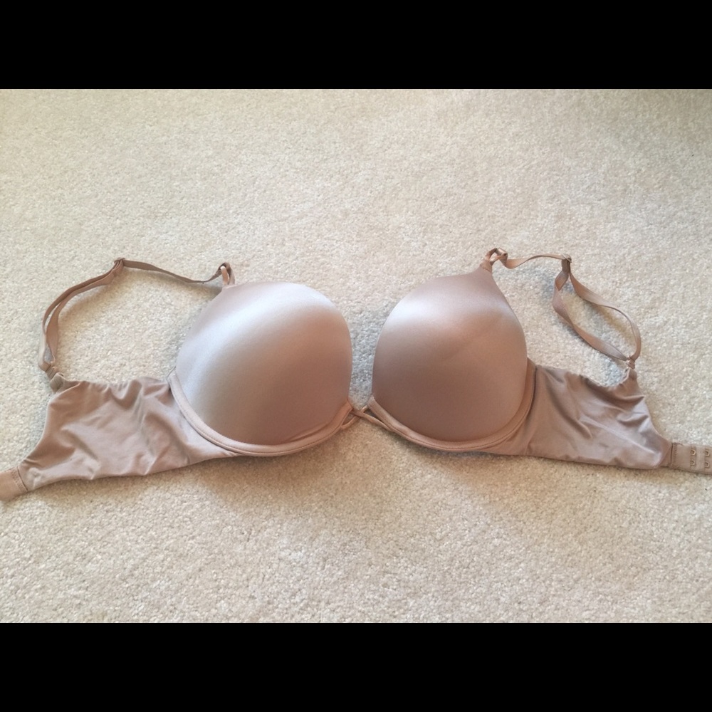 Victoria Secret Bombshell nude bra